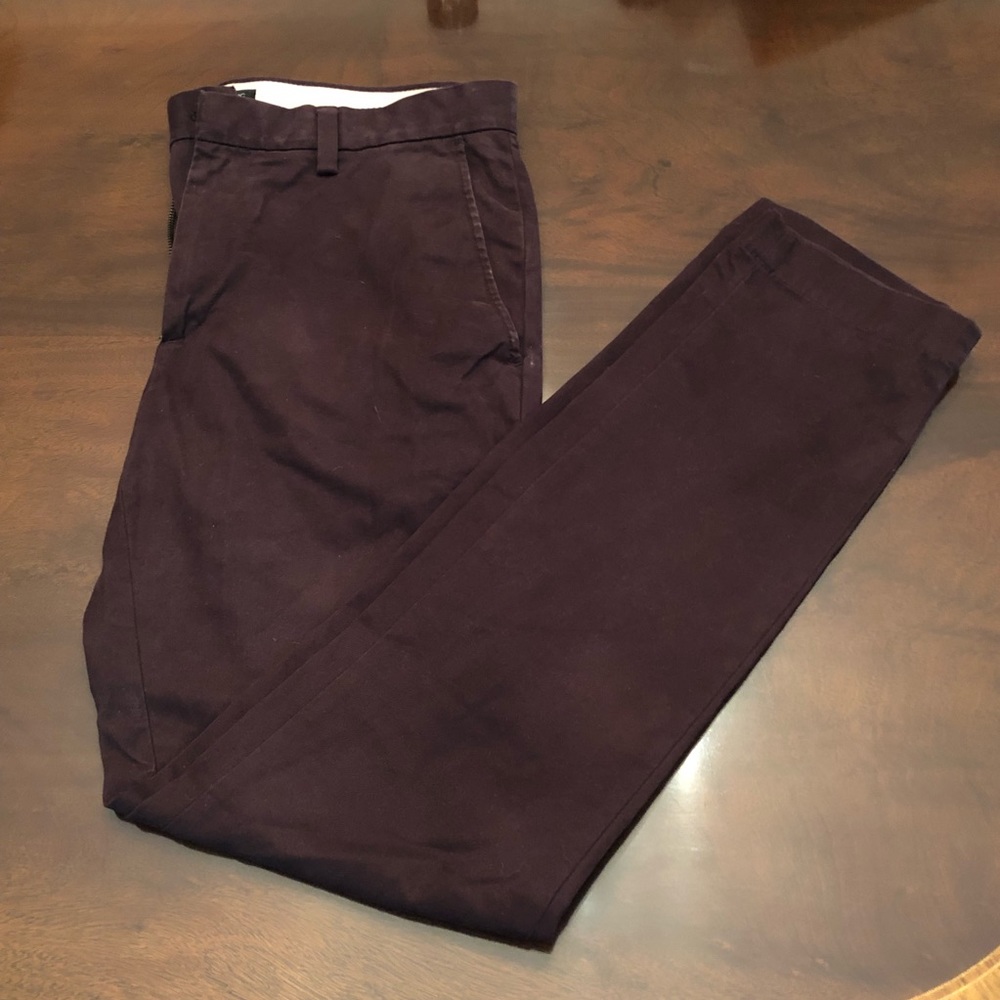 Banana Republic Men’s 31x32 Grape Fulton Chino